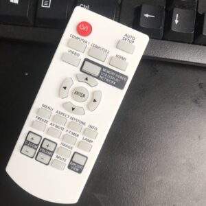 Điều khiển máy chiếu panasonic IB382 IB332 LW3