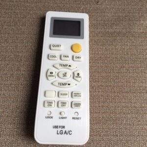 Điều khiển điều hòa LG nút cam trên mé phải